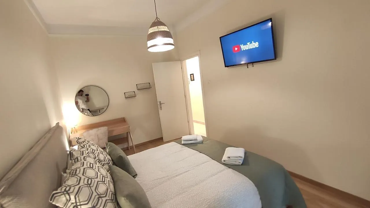 The Pm - In The Heart Of Thessaloniki Apartment